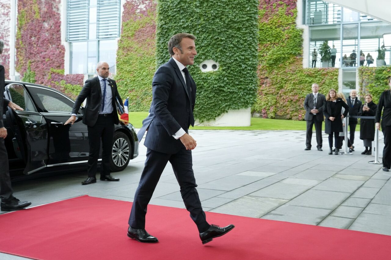 Macron avertizează că UE se confruntă cu probleme STRUCTURALE, fiind devansată de SUA și China /„Fostul nostru model s-a încheiat”