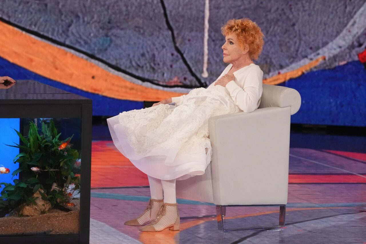La 90 de ani, o celebră cântăreață a lansat un nou album: „Cum am ajuns aici? Cine mai știe…”