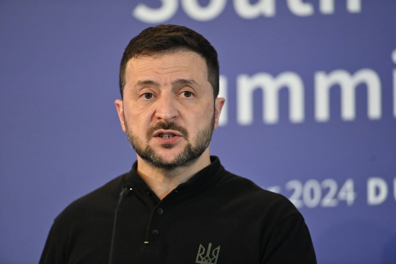 Volodimir Zelenski: Încetarea atacurilor asupra țintelor din sectorul energiei ar putea deschide calea pentru negocieri