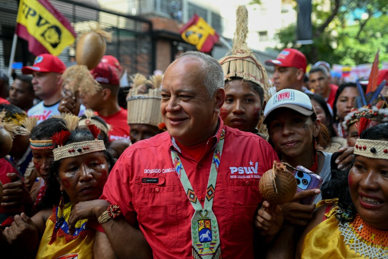 Autoritățile din Venezuela au arestat cinci cetățeni străini. Ei sunt acuzați că ar fi pus la cale un complot împotriva Guvernului
