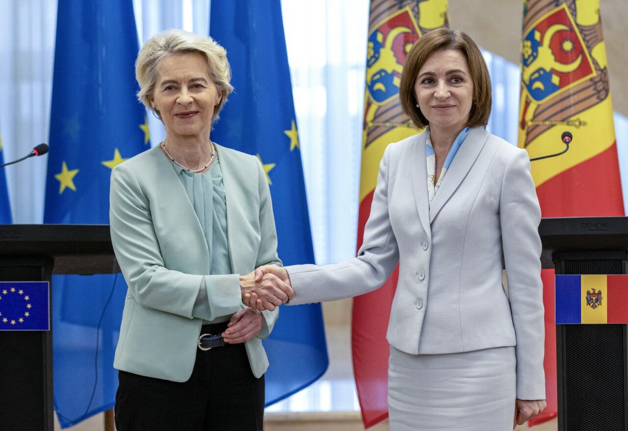 Ursula von der Leyen transmite felicitări Republicii Moldova și Maiei Sandu după rezultatele de duminică