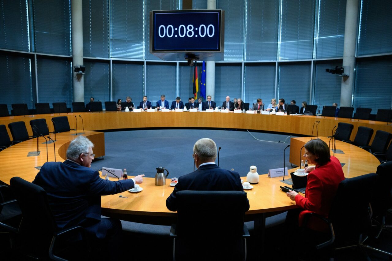 Serviciile de informații avertizează: Germania, ținta spionajului și a sabotajelor puse la cale de agenții ruși