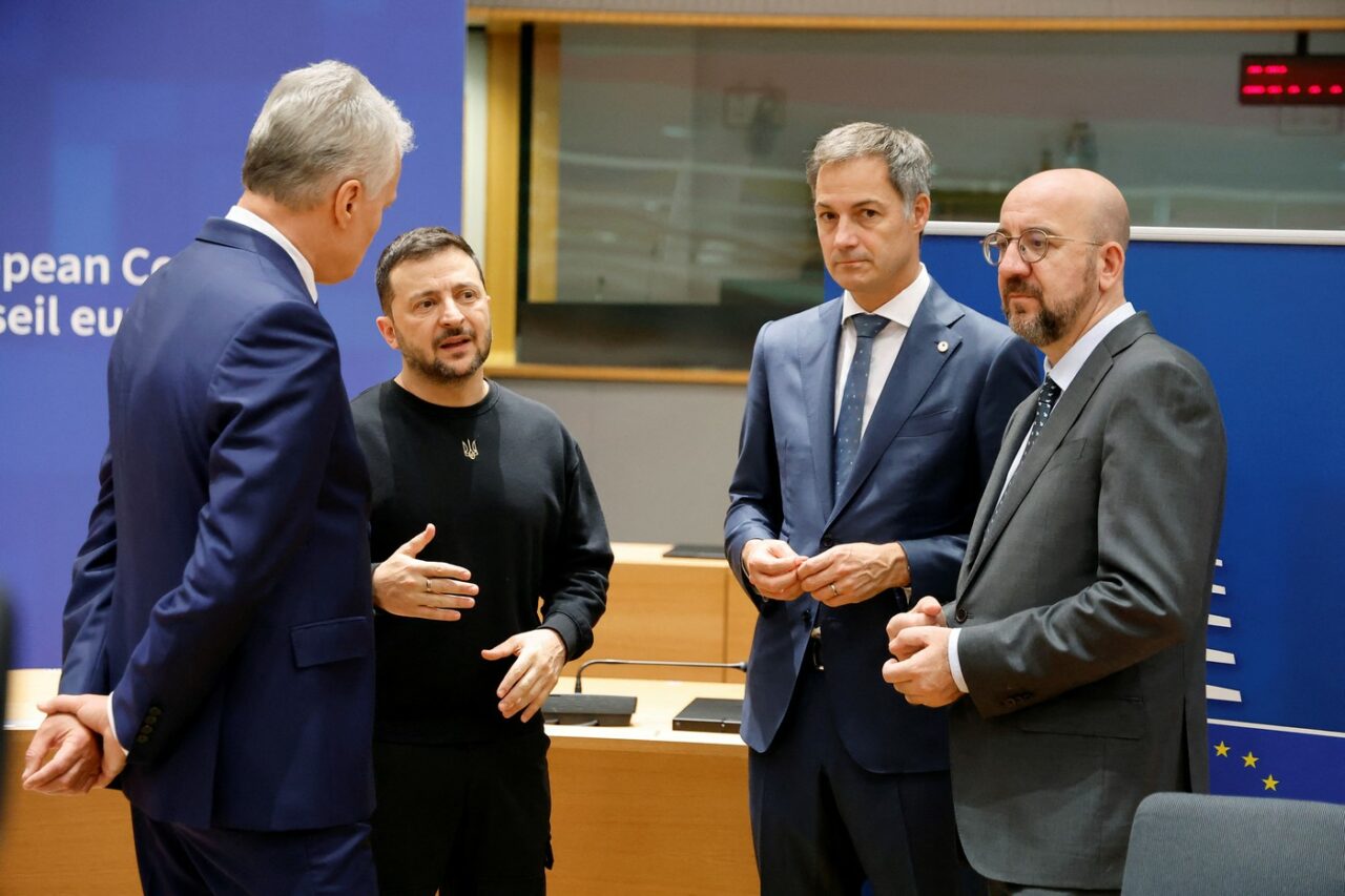 UE consideră „important” planul „victoriei” prezentat de președintele UCRAINEI, dar așteaptă și o inițiativă „de pace”