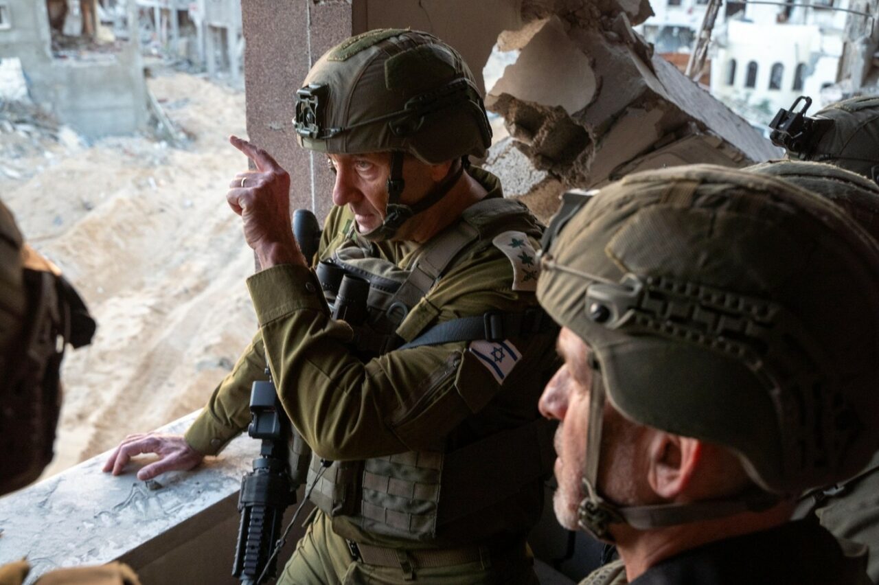 Eliminarea lui Yahya Sinwar, o ESCALADARE a luptelor sau o fereastră de oportunitate pentru negocierile Israel – Hamas?