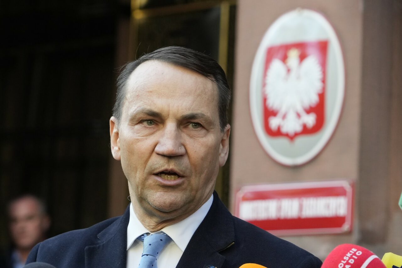 Consulatul rus din Poznan, închis de polonezi ca reacție la ACTE DE SABOTAJ