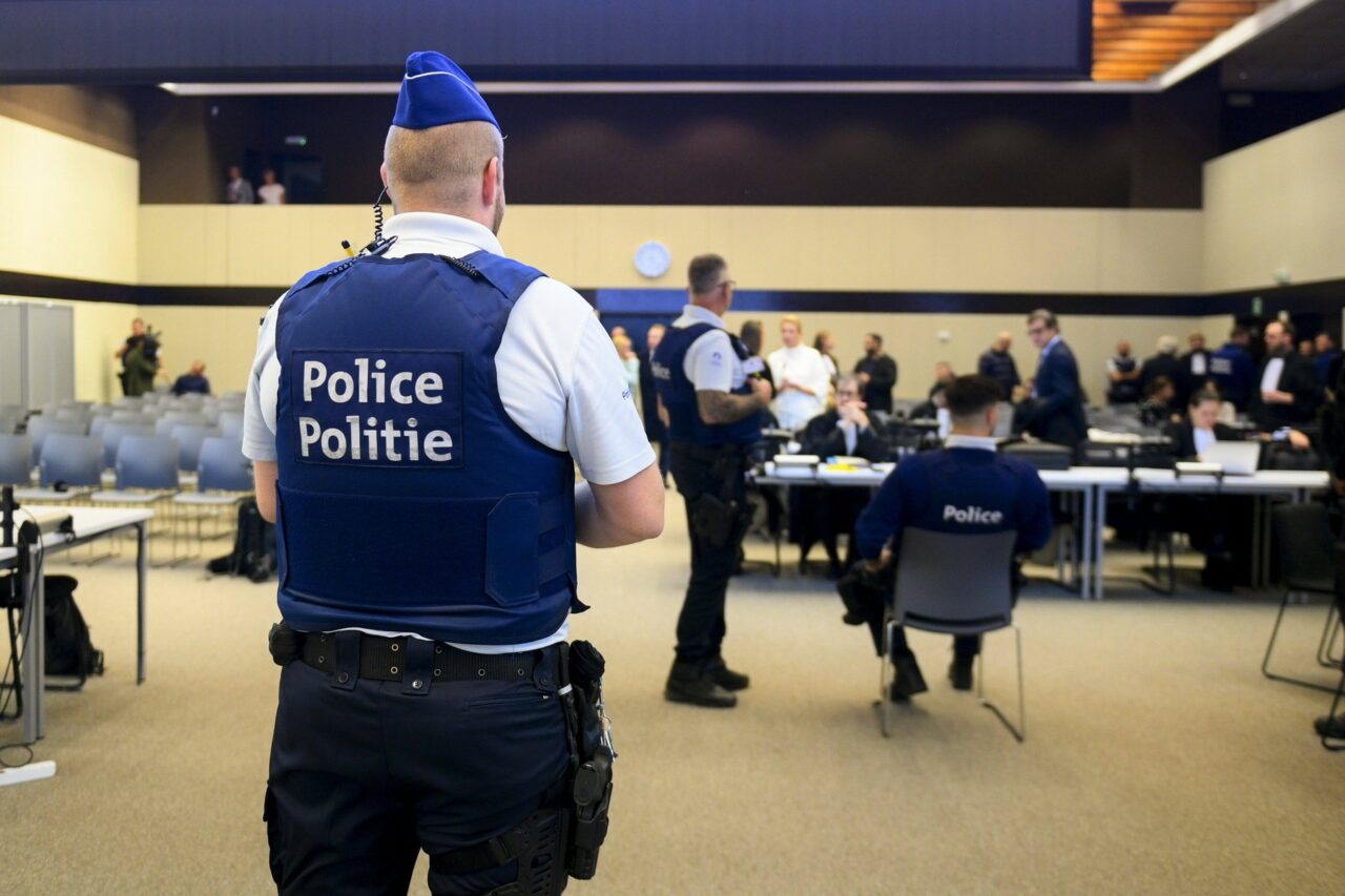 Zeci de persoane condamnate în CEL MAI MARE proces pentru trafic de droguri din Belgia