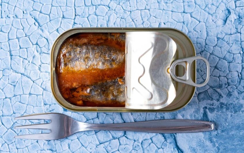 Cum s-a transformat o femeie care a consumat doar sardine timp de 4 luni