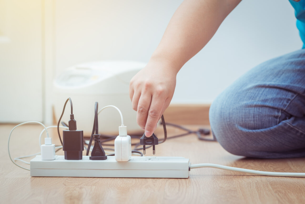 Cât au plătit românii pentru gaze naturale și energie electrică față de alte țări din UE, dar și raportat la puterea de cumpărare