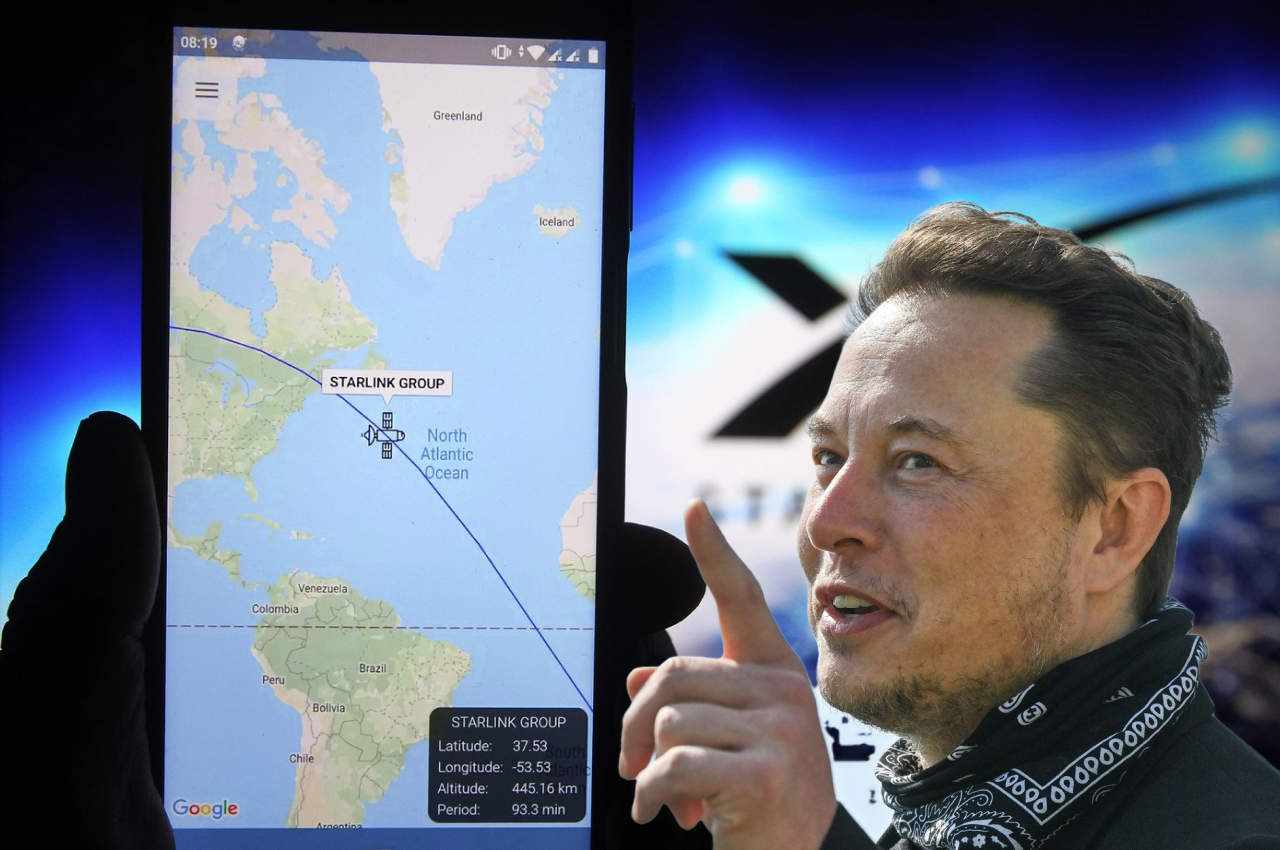 Elon Musk testează „RELAXAREA reglementărilor globale” în România. Șeful SpaceX vrea să crească viteza de internet prin sateliții Starlink