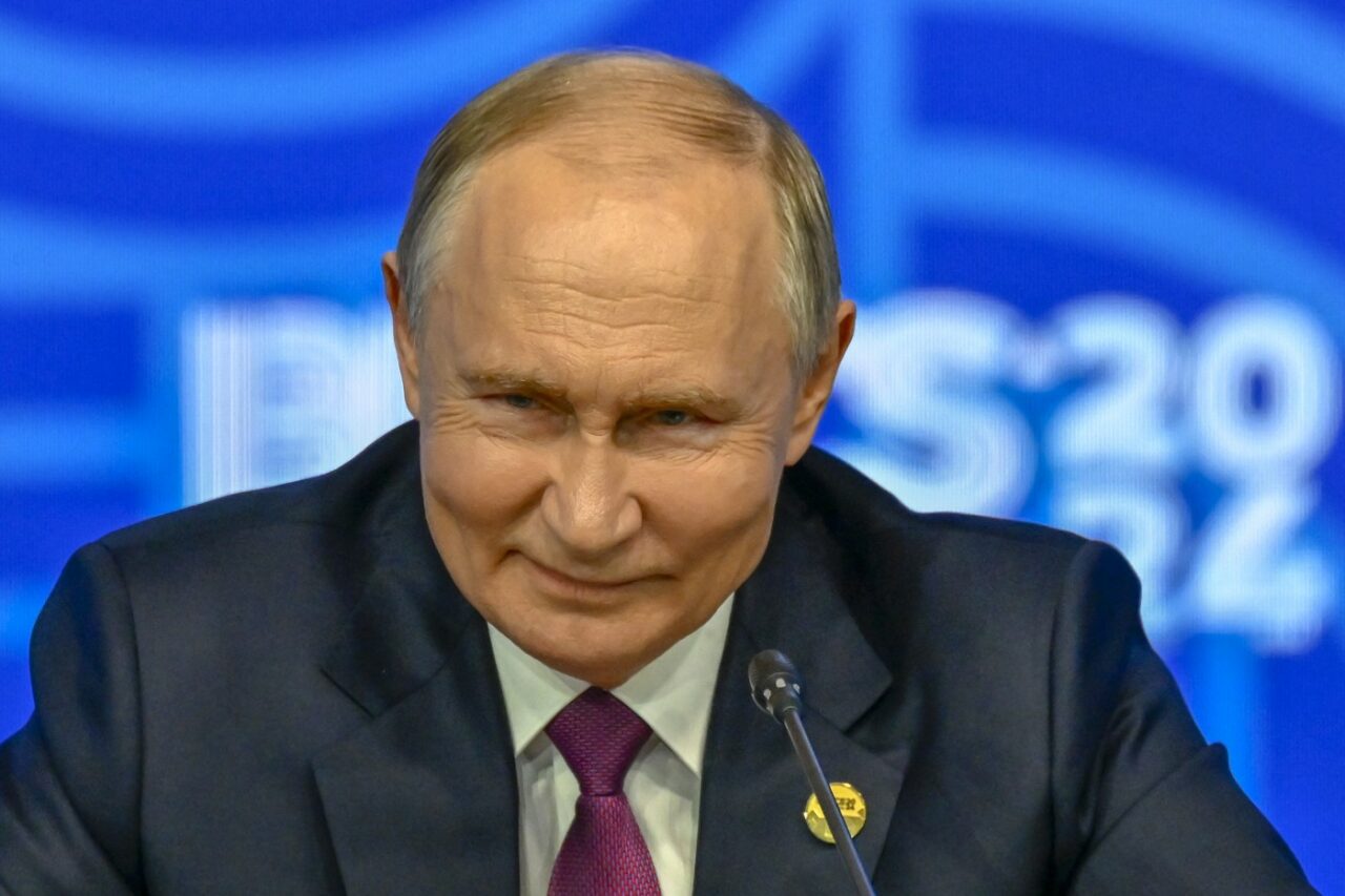 RĂZBOI în Ucraina, ziua 1.005. Zelenski: „Războiul se va încheia când Rusia va dori să se termine”/Ucraina, pierderi masive în Kursk