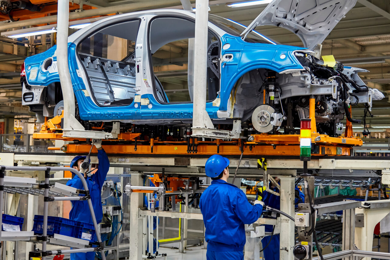 Pentru prima dată în istoria sa de 87 de ani, o mare companie AUTO anunță concedieri masive și închiderea uzinelor. România va fi grav afectată