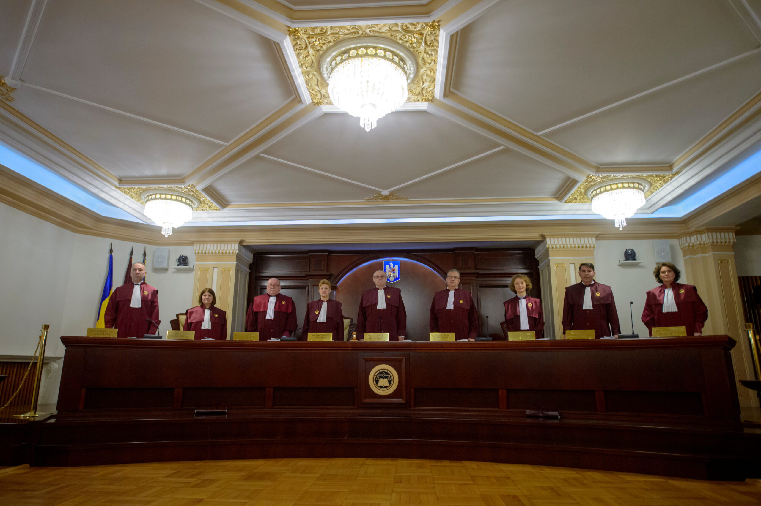 Decizia CCR: Secretizarea averilor angajaților statului