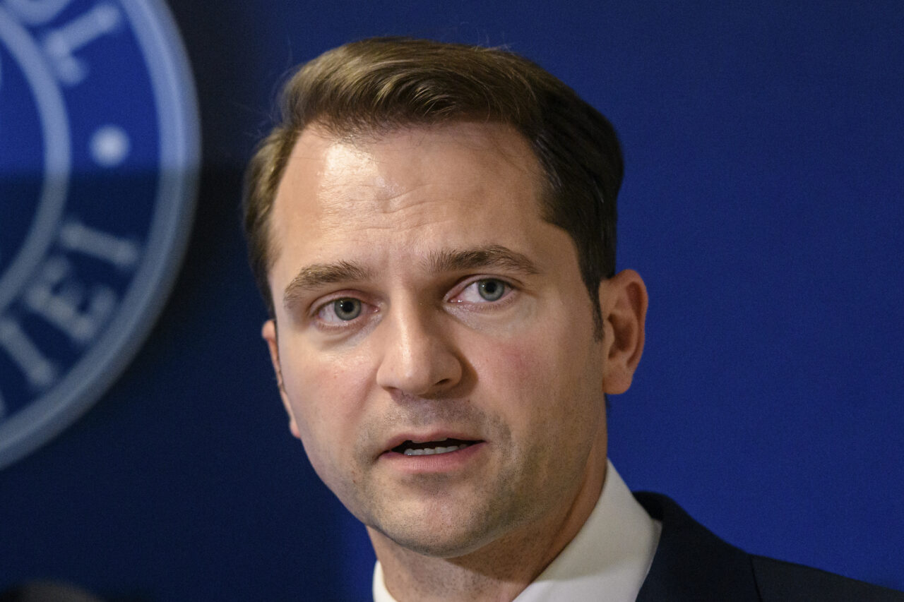PNL București: Sebastian BURDUJA deschide lista pentru Camera Deputaților, iar Sorin Cîmpeanu pentru Senat/ Lista completă