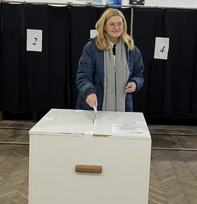 Elisabeta Lipă, preşedinta Agenţiei Naţionale pentru Sport, A VOTAT la Botoșani: „Avem nevoie de stabilitate, viziune şi seriozitate”