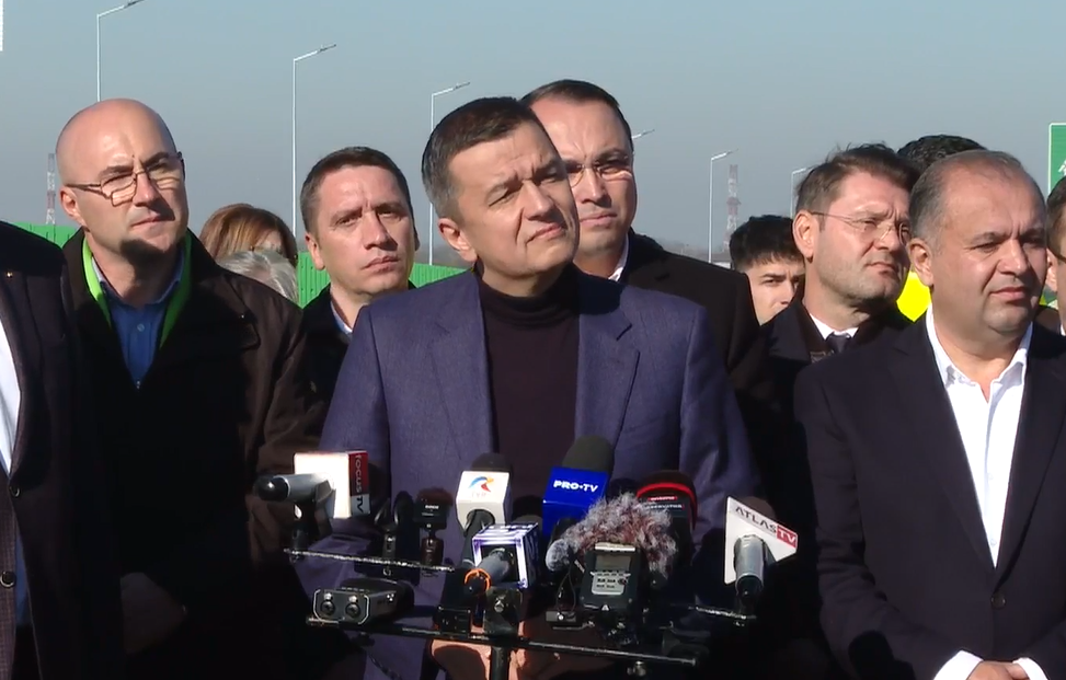 Sorin GRINDEANU: Mâine seară se dă drumul la circulație pe primii 11 kilometri din A7