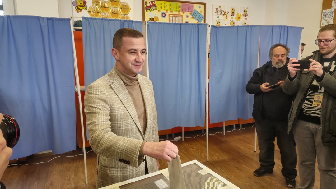 Alfred Simonis: Am votat pentru competență