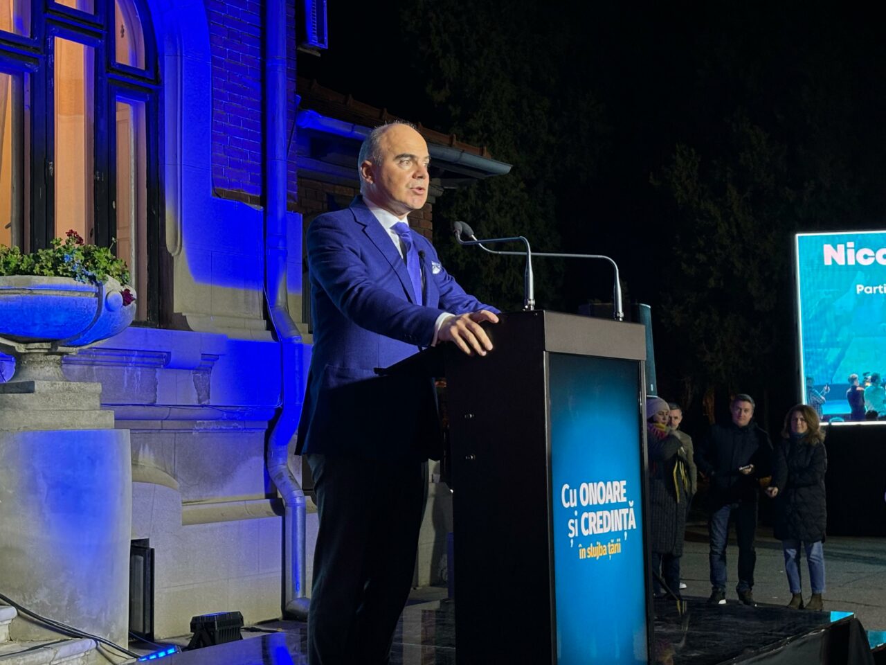 Rareș Bogdan: „Bătălia pentru turul doi se duce între doi candidați de dreapta. Bazinul suveranist este splitat în două”