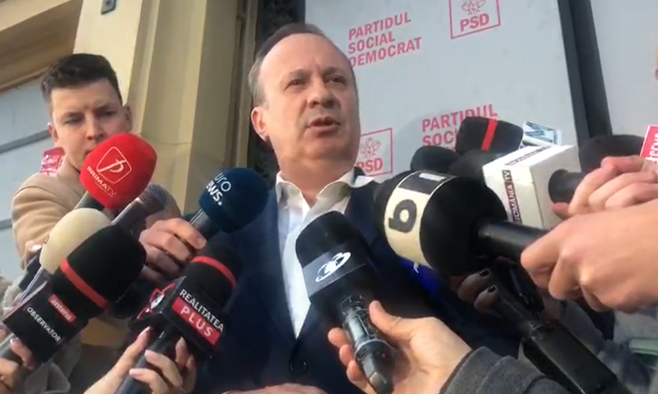 Adrian Câciu îl acuză pe Bolojan de MANIPULARE și arată că deficitul e mai mic: ”Trebuia să vândă o poveste! Cea a austerității! Cea a salvatorului!”