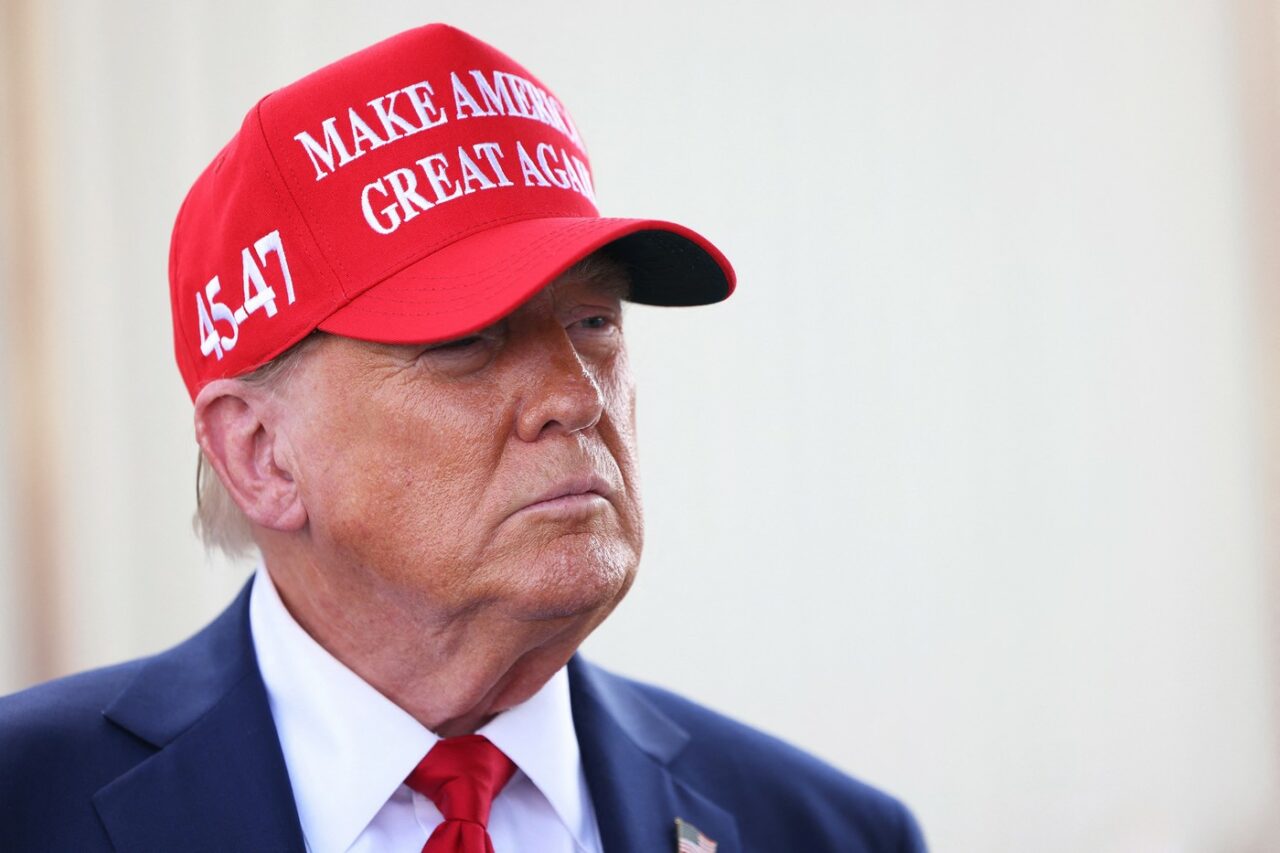 Planurile lui Donald Trump pentru SUA în 2025-2029: Deportări, pedepse cu moartea, concedieri, tarife comerciale și ieșirea din acorduri