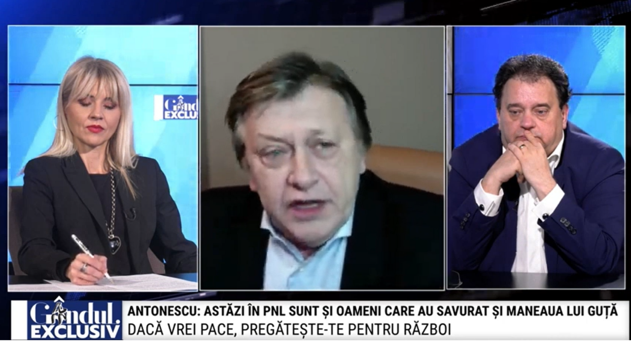 H.D. Hartmann, despre maneaua lui CIUCĂ: Șeful Statului Major Român, decorat, acceptă o manea a unui PROXENET, a unui unui om care își bate femeia?