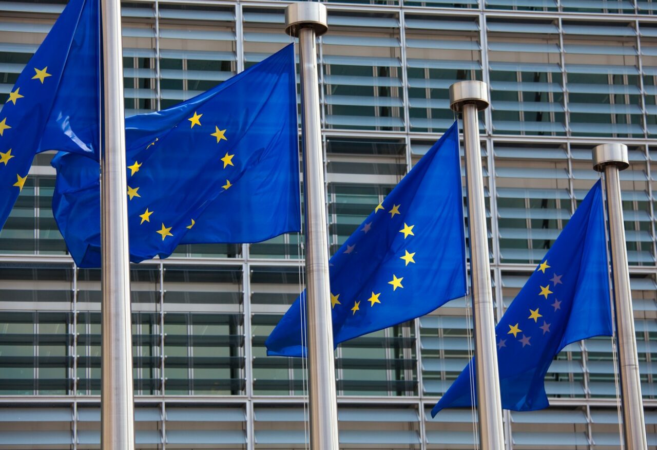 Reacția Comisiei Europene la scrutinul prezidențial din ROMÂNIA /”Cetățenii europeni au libertatea de a vota”