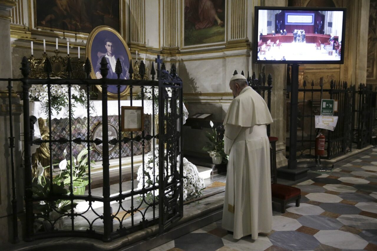 Papa Francisc a anunțat canonizarea primului sfânt MILENIAL