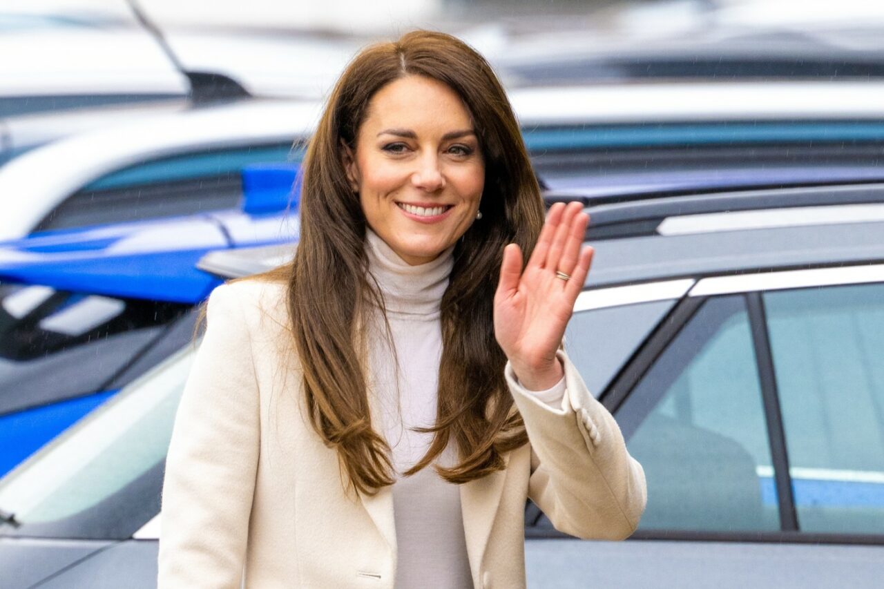 Prințesa KATE, lângă familia regală la vizita emirului Qatarului în Marea Britanie/Banchet de lux dat de Regele Charles