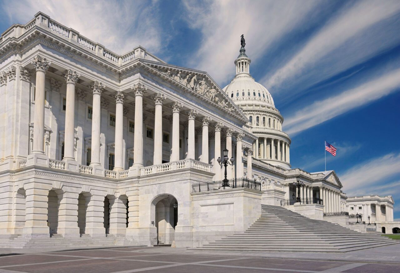 Proiecții: Republicanii CÂȘTIGĂ majoritatea în Senatul SUA, schimbând raportul de forțe la Washington