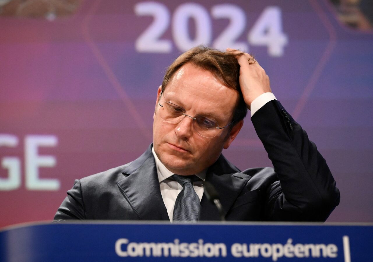 Comisarul european desemnat de UNGARIA nu a trecut testul audierilor în PE. Olivér Várhelyi va fi supus unei noi verificări