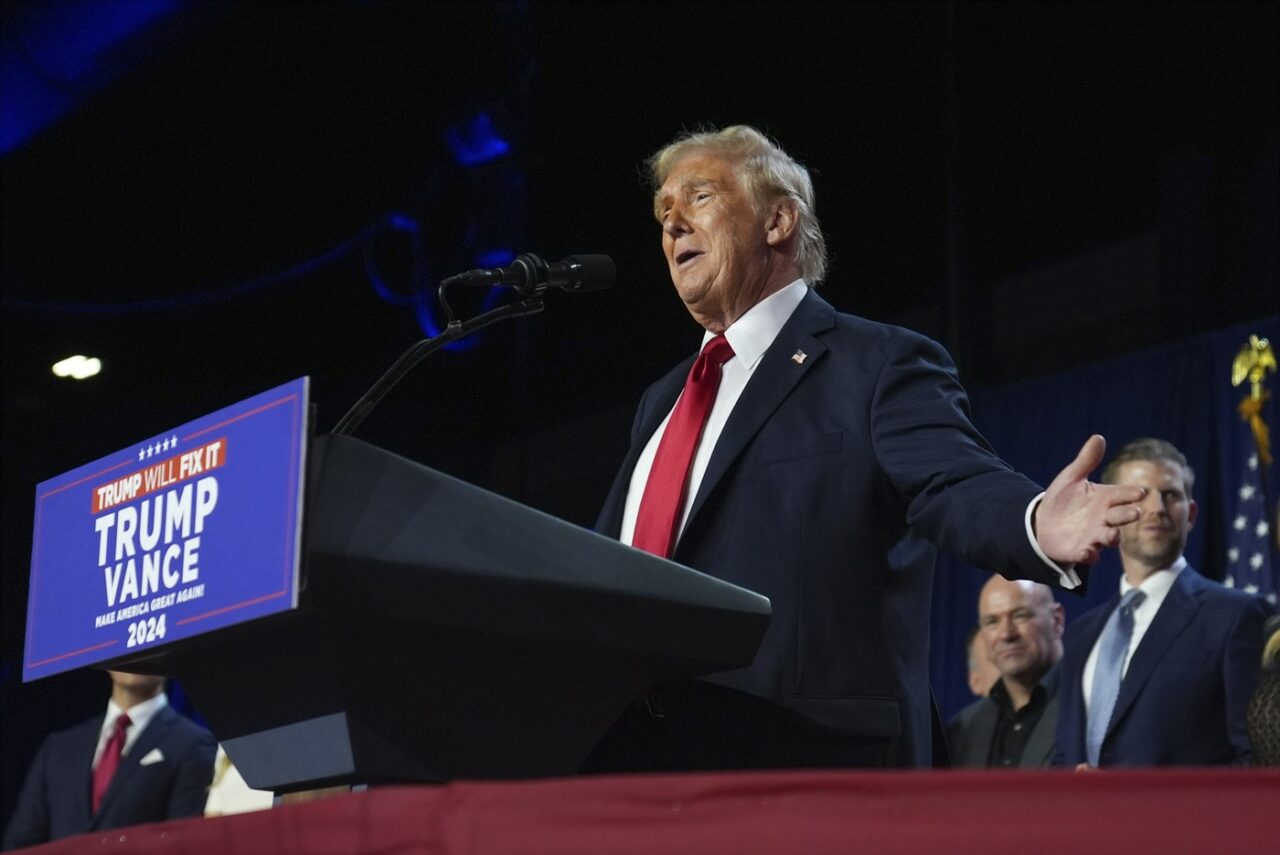 Trump sărbătorește rezultatele parțiale din alegerile prezidențiale americane cu un DISCURS pe măsură. Ce a declarat candidatul Partidului Republican