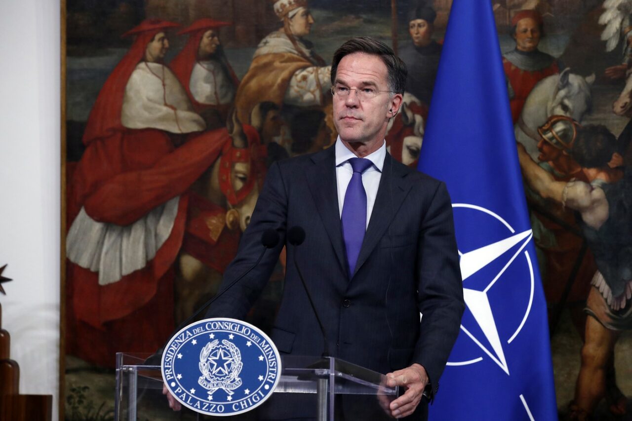 Mark RUTTE îl felicită pe Donald Trump pentru victoria obținută în alegeri
