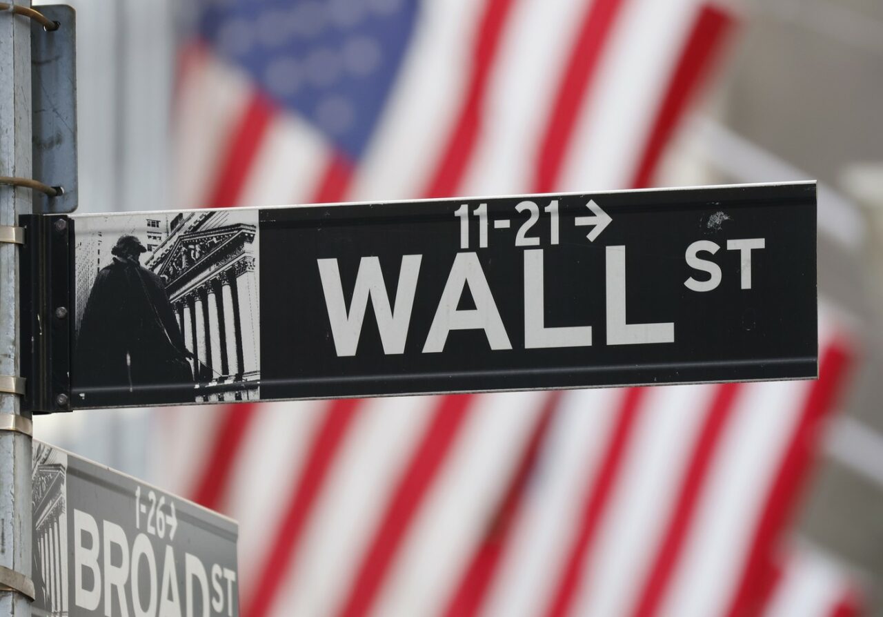 Financial Times: Economia SUA s-ar putea ”SUPRAÎNCĂLZI” în timpul Administrației TRUMP /Dobânzile ar putea rămâne mari, bursele par vulnerabile