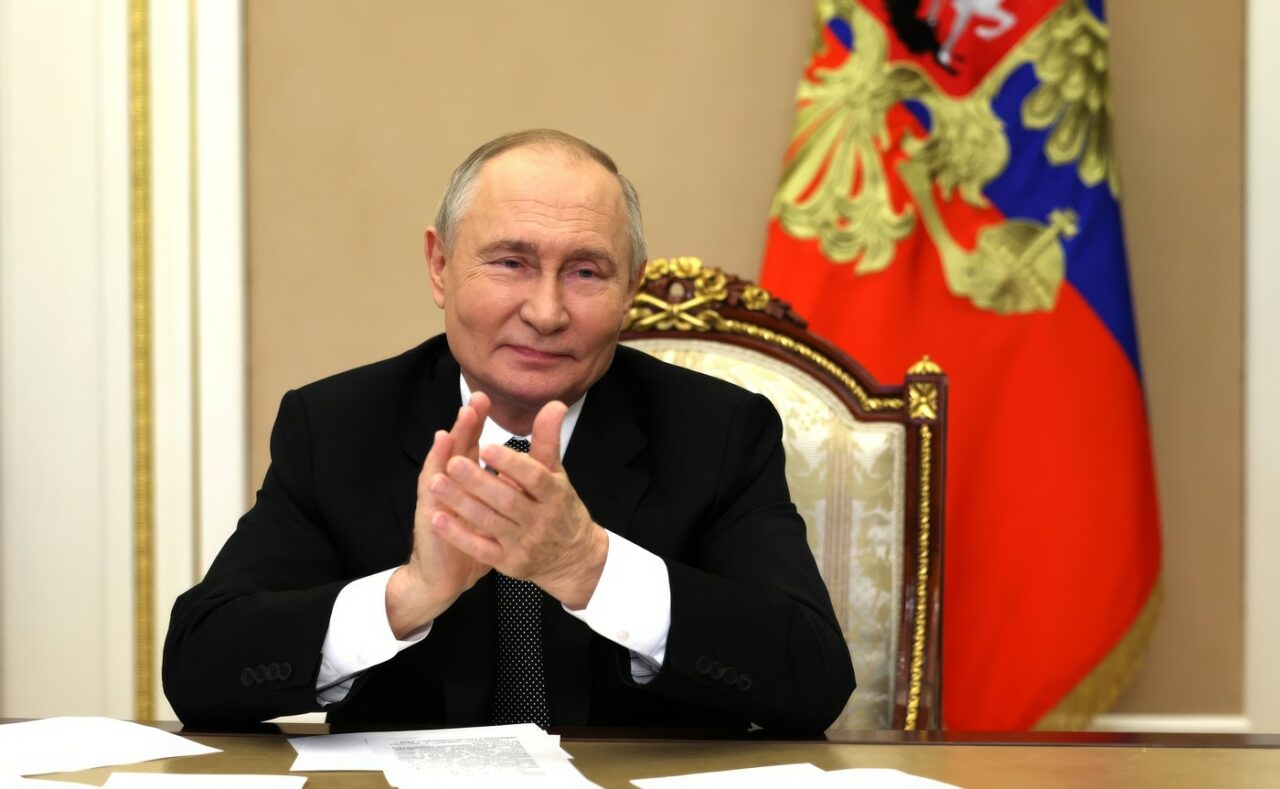 Kremlinul nu exclude contactele între PUTIN și TRUMP înainte de începerea noului mandat prezidențial în SUA