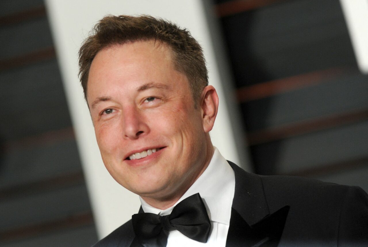 Elon Musk, despre cancelarul Olaf Scholz: „Un NĂTĂRĂU”
