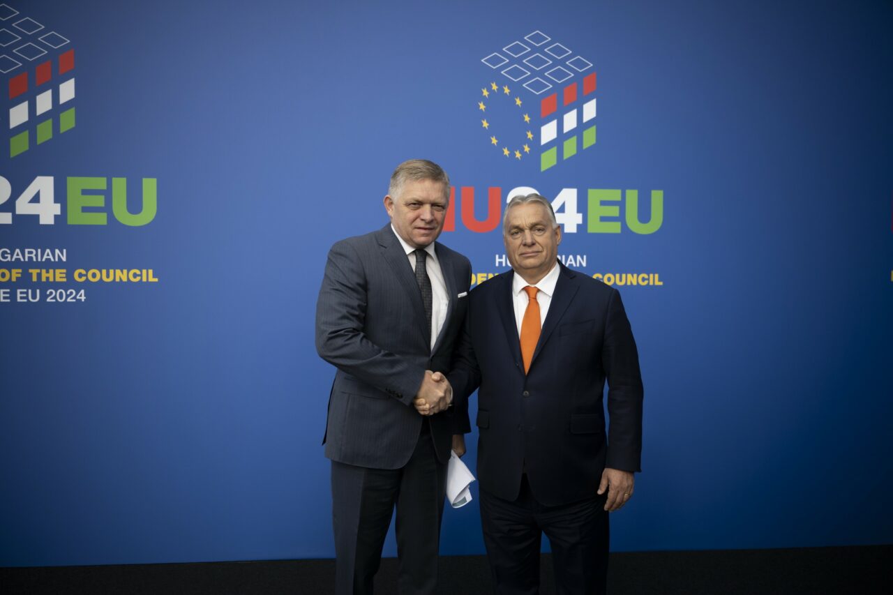 Relațiile Budapesta-Bratislava, PERICLITATE de o propunere de modificare a legii limbii de stat în Slovacia