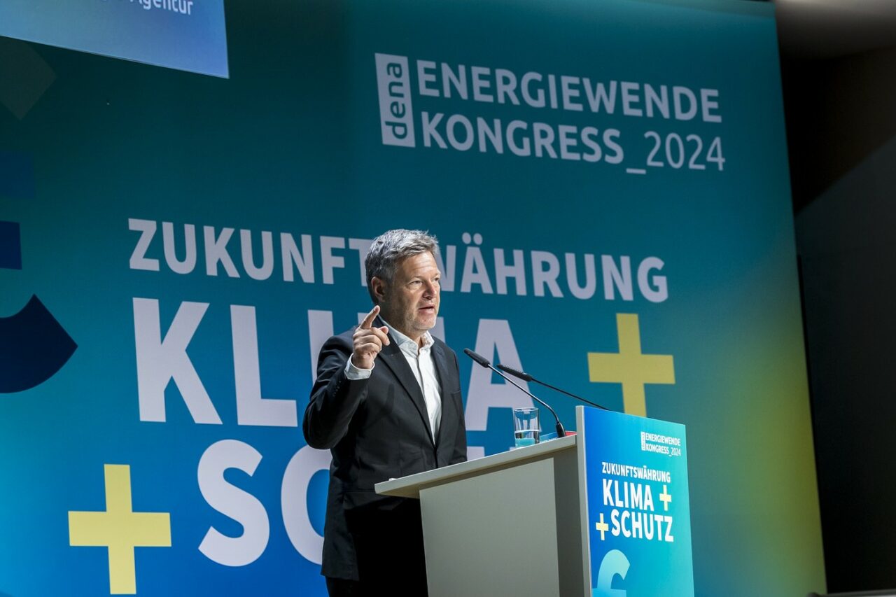 Guvernul german vrea consolidarea SECURITĂȚII energetice și exprimă preocupări în legătură cu obiectivele climatice din SUA
