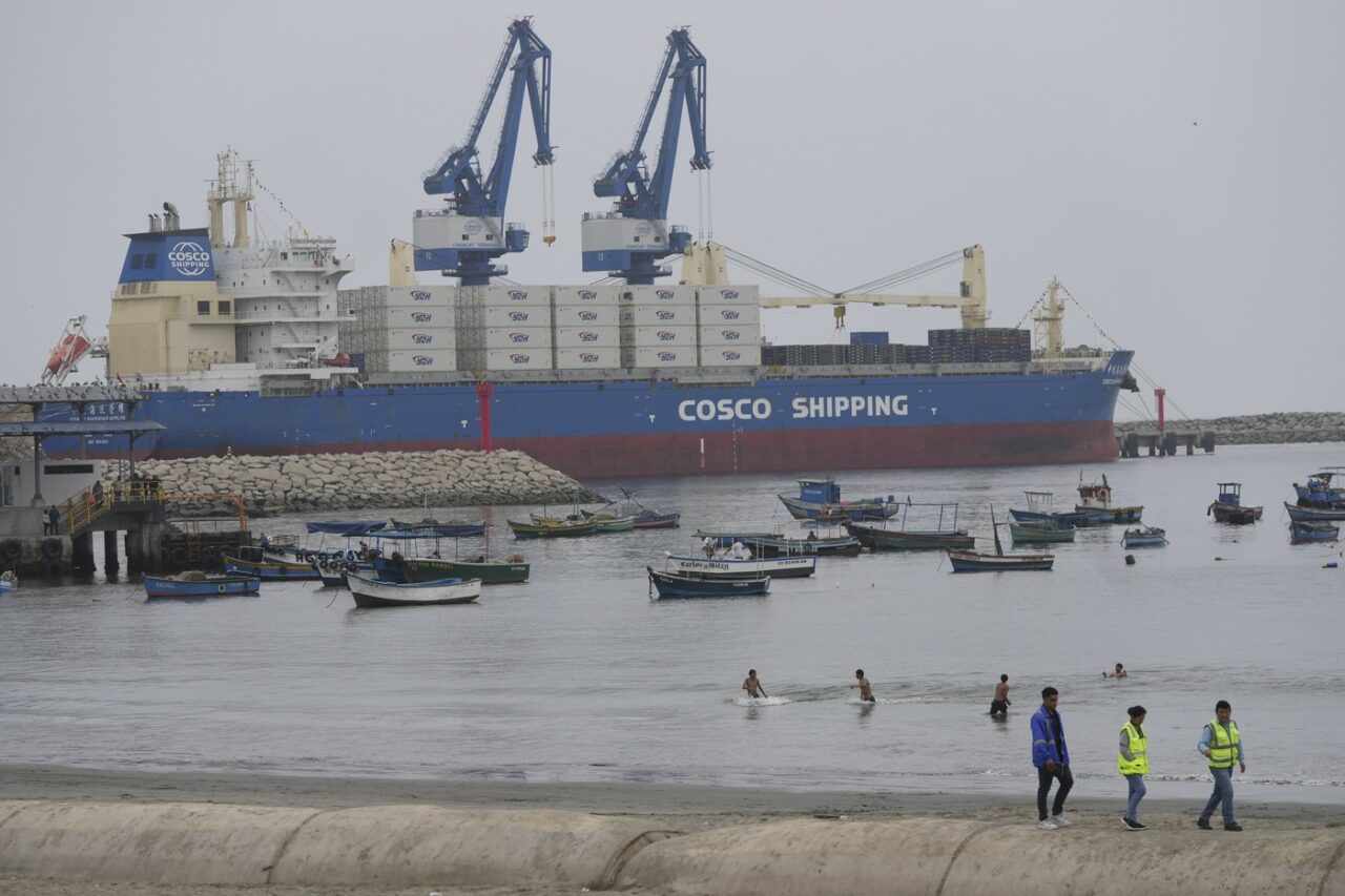 China își extinde INFLUENȚA în America de Sud: și-a deschis port în Peru