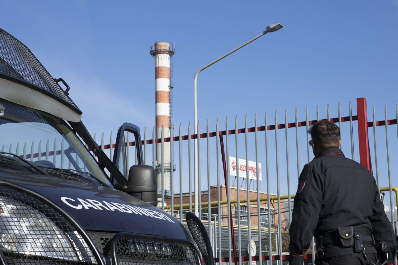 Sediul companiei din industria de apărare Leonardo din Torino, OCUPAT de studenți