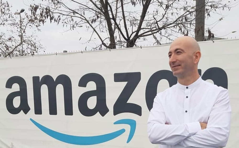 Concedieri Amazon România și disponibilizări Boeing Ford | sursa foto: Gandul Concedieri Amazon România și disponibilizări Boeing Ford | sursa foto: Gandul