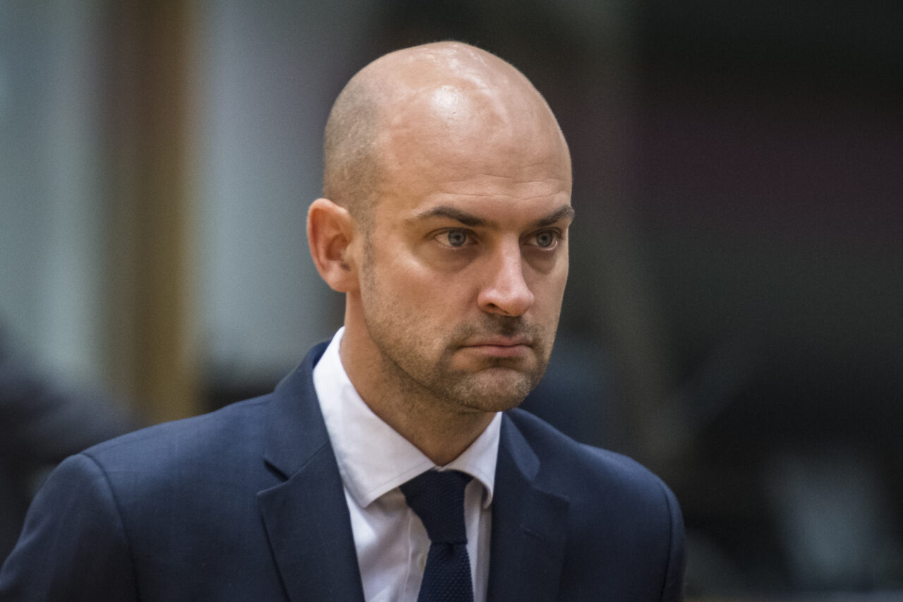 Franța: Utilizarea RACHETELOR franceze de către Ucraina pentru a lovi ținte în Rusia rămâne o „opțiune”