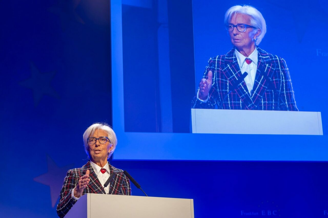 BCE avertizează asupra efectelor TENSIUNILOR internaționale /Lagarde vrea cooperare cu Washingtonul și relații comerciale corecte cu Beijingul