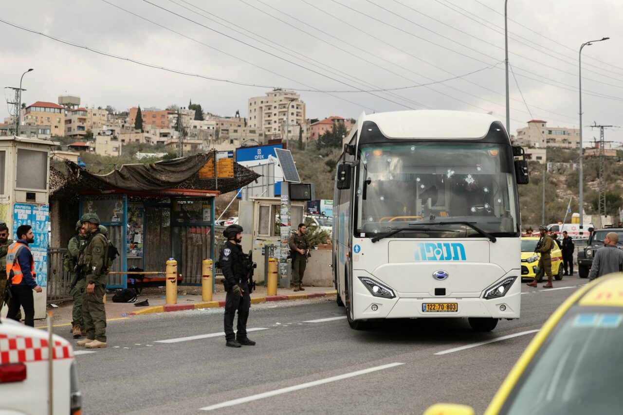 Atac terorist comis de HAMAS în apropierea unei colonii israeliene din Cisiordania /Atacatorul a fost eliminat