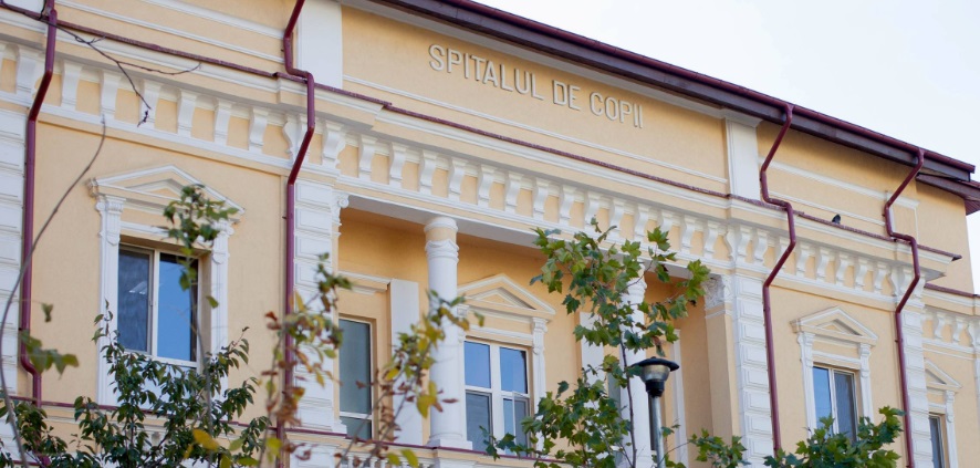 Medicii de la Spitalul de Copii „Grigore Alexandrescu” realizează un Screening gratuit al DISPLAZIEI de șold la sugari. Cum se fac înscrierile