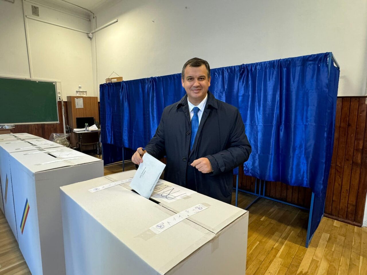 Eugen TOMAC: Am VOTAT pentru o Românie care să rămână puternic ancorată în direcția VEST