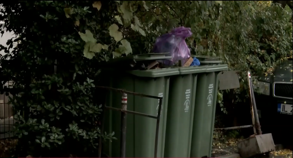 Ghenele cu tobogan din blocuri ar trebui să fie ÎNLOCUITE de containere selective