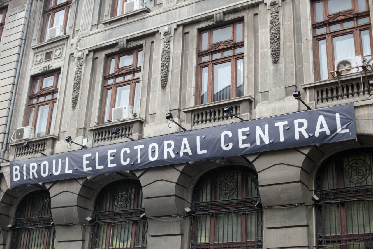 Biroul Electoral Central a anunțat ÎNCETAREA activității, după anularea primului tur al alegerilor prezidențiale