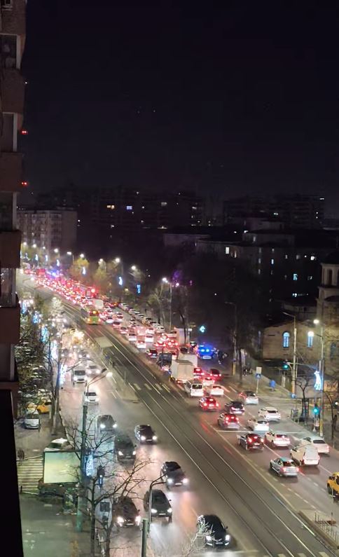 Incendiu la Spitalul Colentina. 8 pacienți au fost evacuați