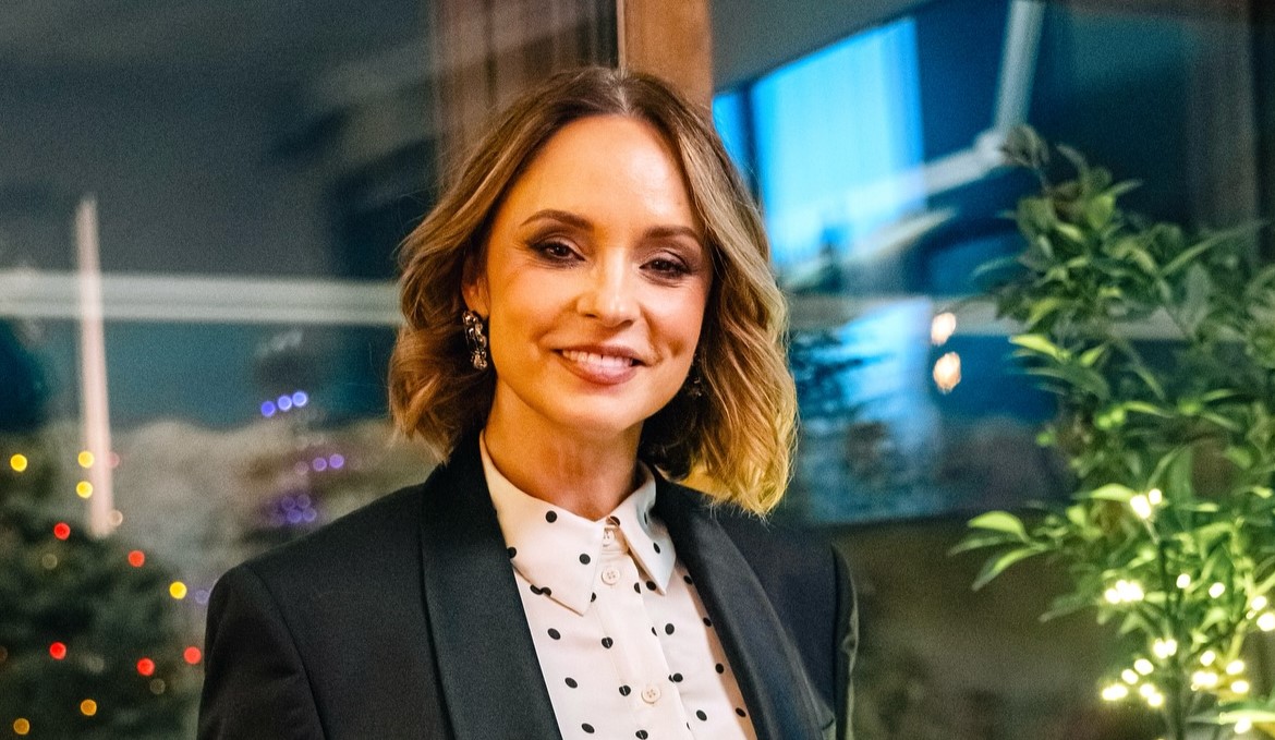 Cum arată MAMA vitregă a Andreei Marin. Femeia a fost acceptată cu greu de vedetă: „A continuat să-mi fie alături”