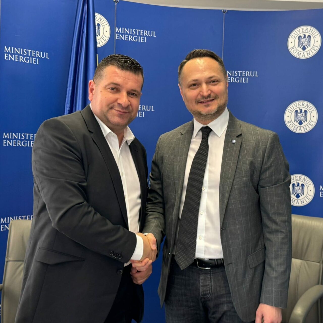 Consiliul Județean Olt construiește un parc fotovoltaic la SCHITU. Contractul de finanţare a fost semnat (P)