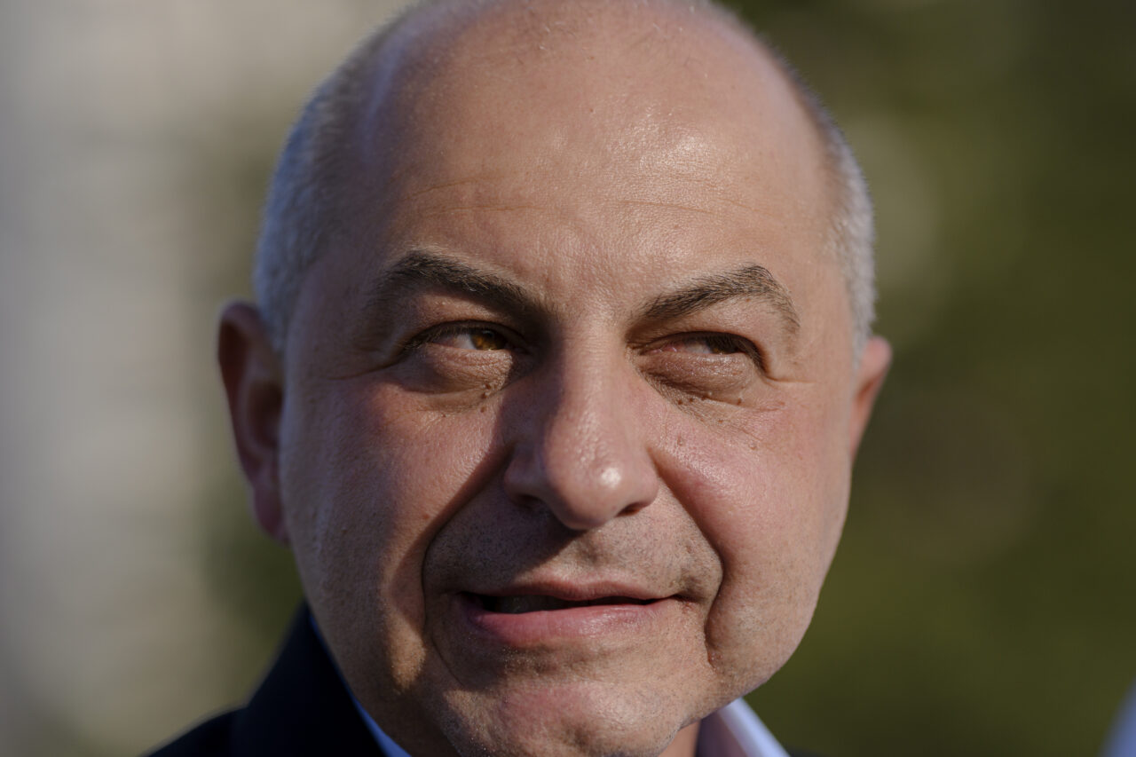 Cătălin Cîrstoiu: „Clasa politică NU e pregătită pentru intrarea în joc a unui om cu carieră, cu notorietate profesională”